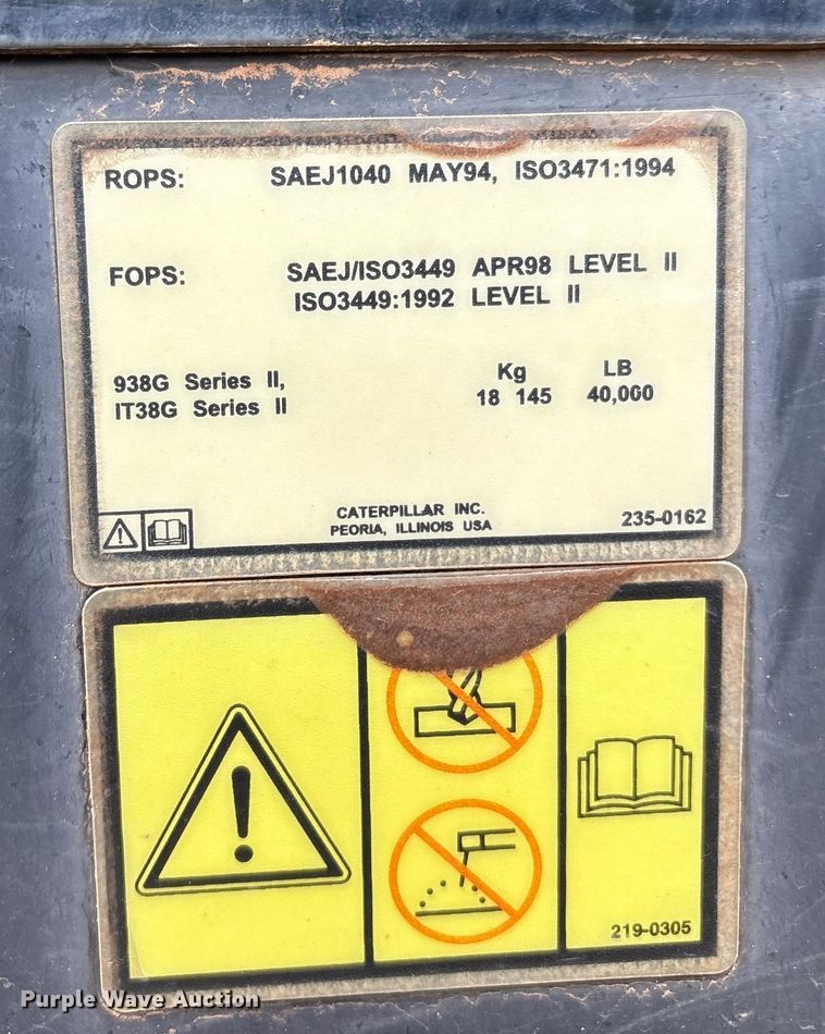image for item ET1060 2002 Caterpillar 938G wheel loader