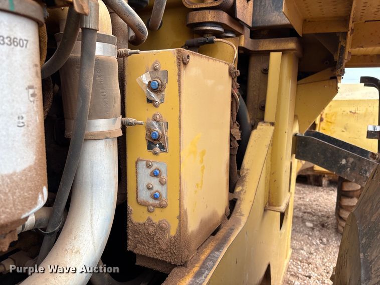 image for item ET1060 2002 Caterpillar 938G wheel loader