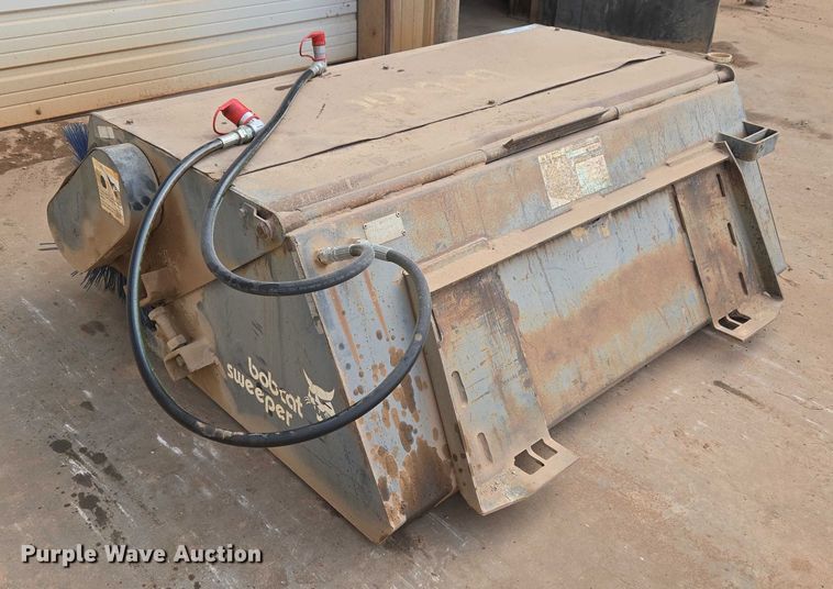 image for item ET1063 Bobcat Sweeper 60 skid steer broom