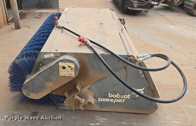 image for item ET1063 Bobcat Sweeper 60 skid steer broom
