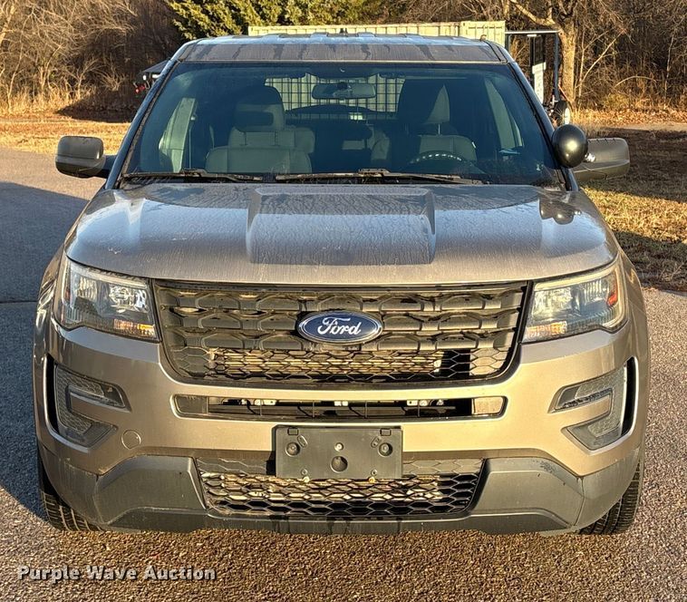 image for item ET1064 2017 Ford Explorer Police Interceptor SUV