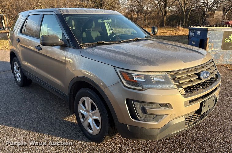 image for item ET1064 2017 Ford Explorer Police Interceptor SUV