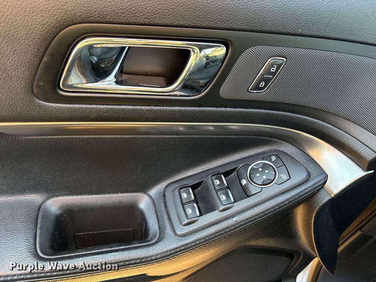 image for item ET1064 2017 Ford Explorer Police Interceptor SUV