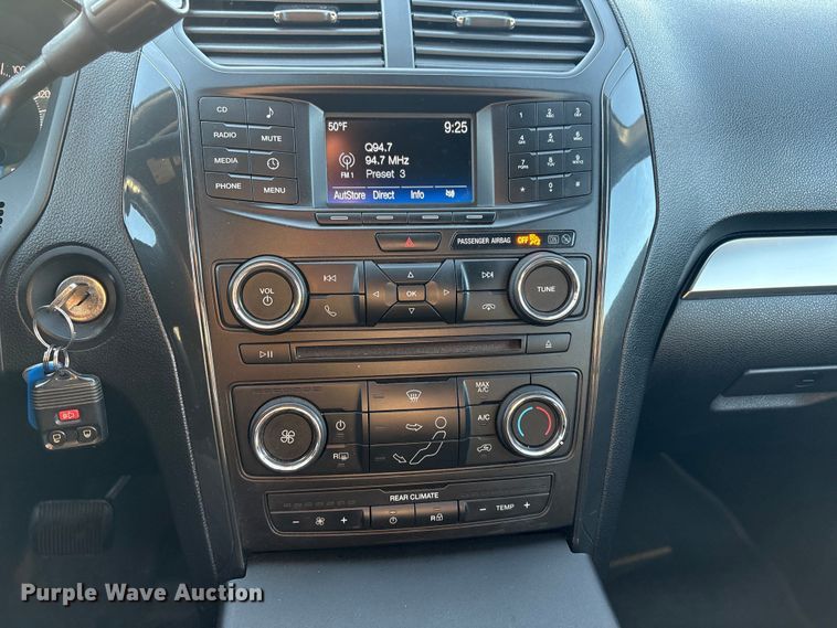 image for item ET1064 2017 Ford Explorer Police Interceptor SUV