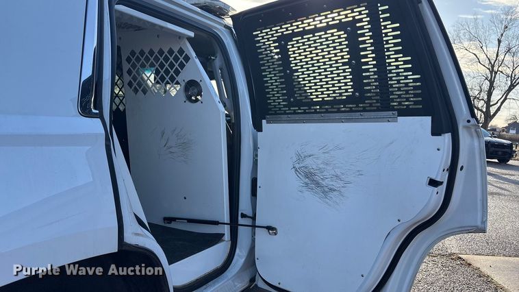 image for item ET1067 2019 Chevrolet Tahoe Police  SUV