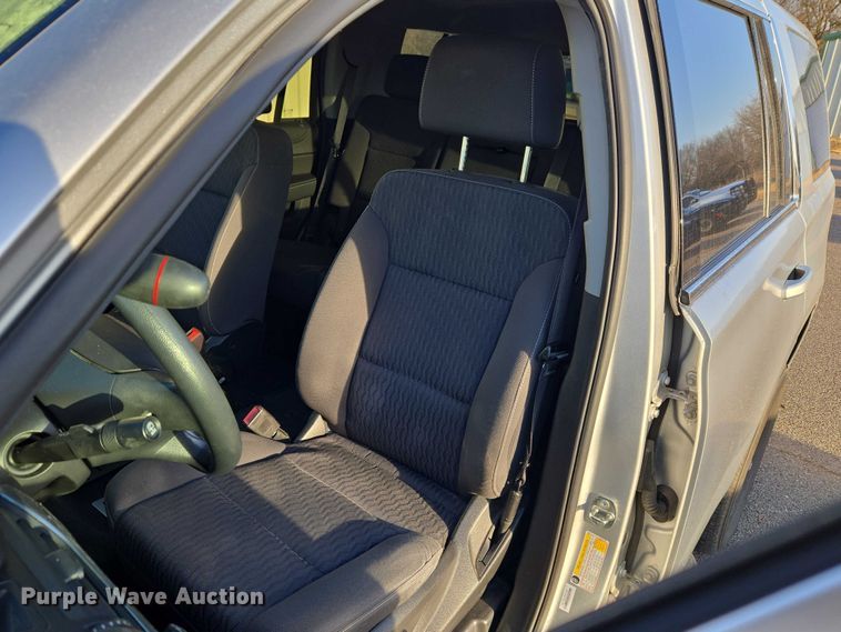 image for item ET1068 2020 Chevrolet Tahoe Police SUV