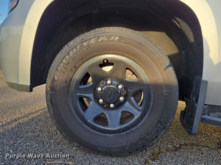 image for item ET1068 2020 Chevrolet Tahoe Police SUV