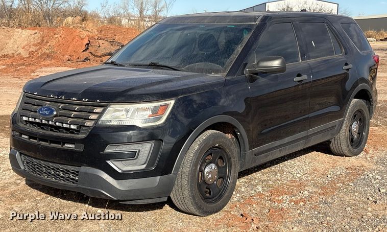 image for item ET1069 2017 Ford Explorer Police Interceptor SUV