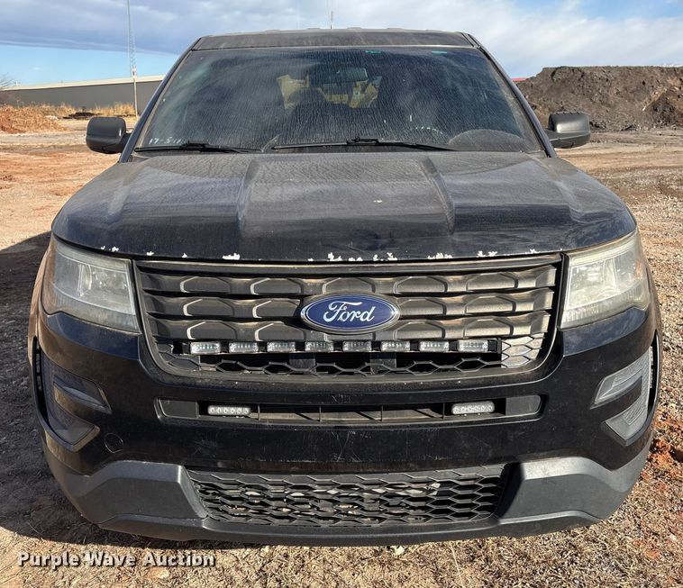 image for item ET1069 2017 Ford Explorer Police Interceptor SUV