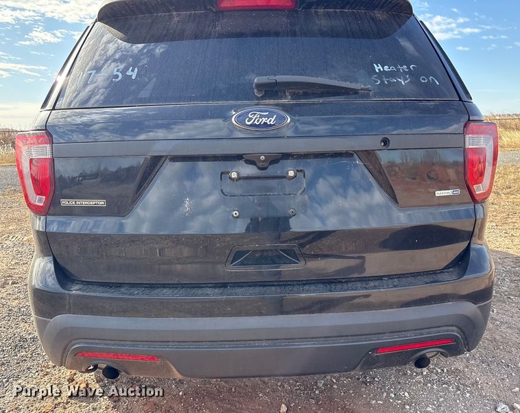 image for item ET1069 2017 Ford Explorer Police Interceptor SUV
