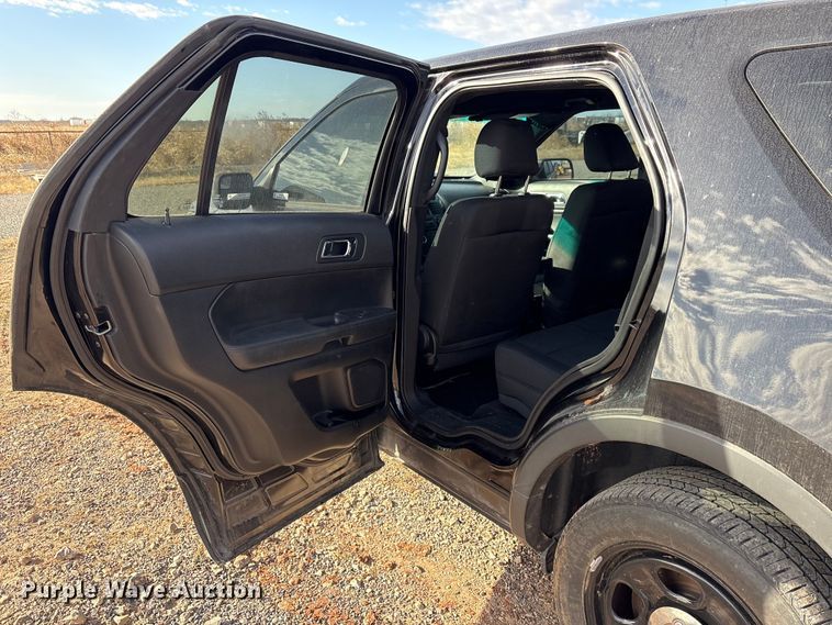 image for item ET1069 2017 Ford Explorer Police Interceptor SUV