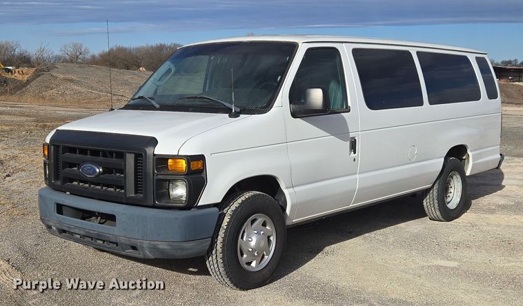 image for item ET1070 2012 Ford E350 van