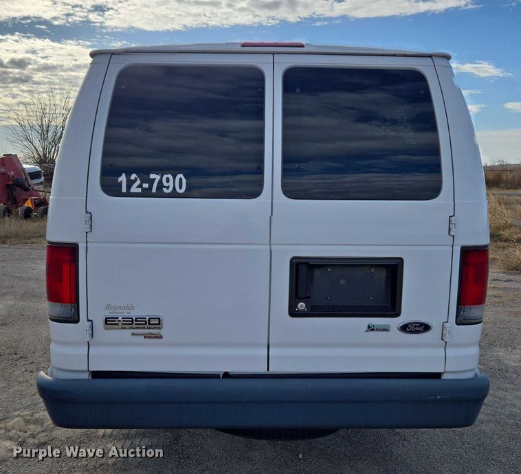 image for item ET1070 2012 Ford E350 van