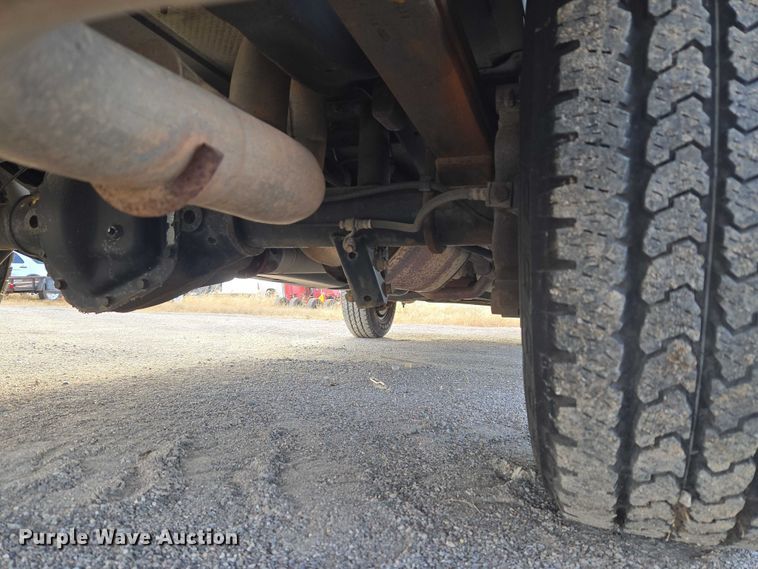 image for item ET1070 2012 Ford E350 van