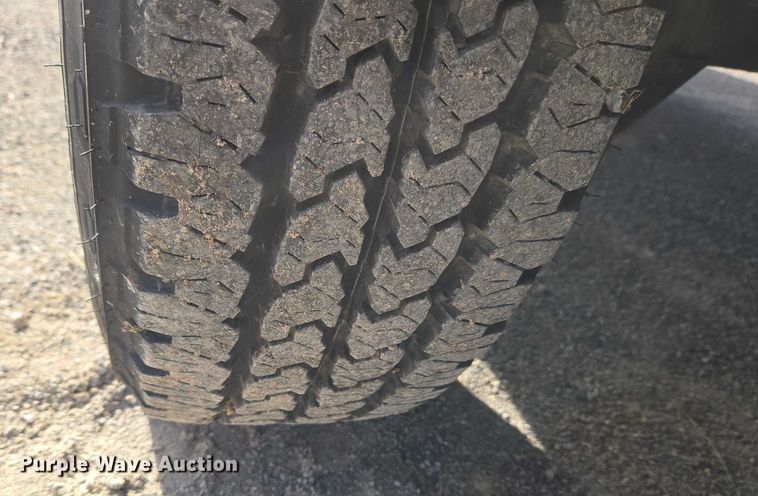 image for item ET1070 2012 Ford E350 van