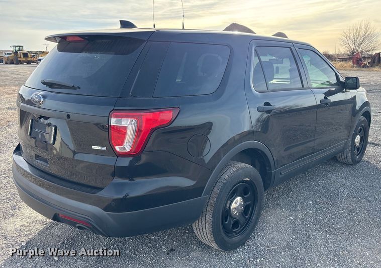 image for item ET1076 2017 Ford Explorer Police Interceptor SUV