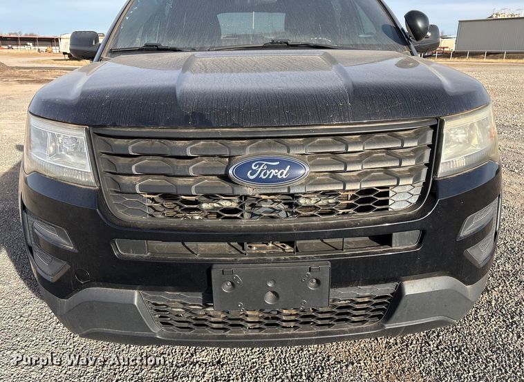 image for item ET1076 2017 Ford Explorer Police Interceptor SUV