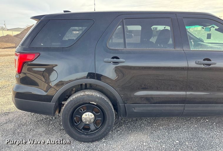 image for item ET1076 2017 Ford Explorer Police Interceptor SUV
