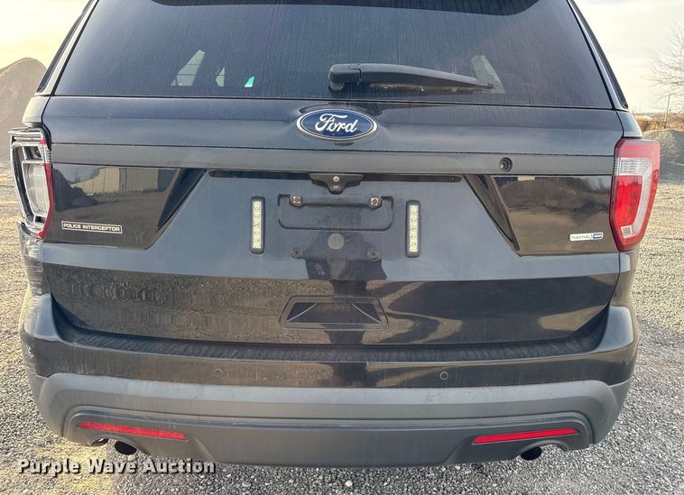 image for item ET1076 2017 Ford Explorer Police Interceptor SUV