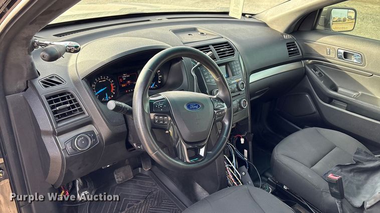 image for item ET1076 2017 Ford Explorer Police Interceptor SUV