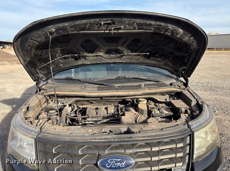 image for item ET1076 2017 Ford Explorer Police Interceptor SUV