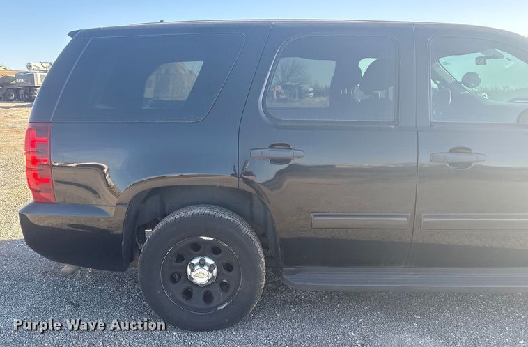 image for item ET1078 2012 Chevrolet Tahoe Police  SUV