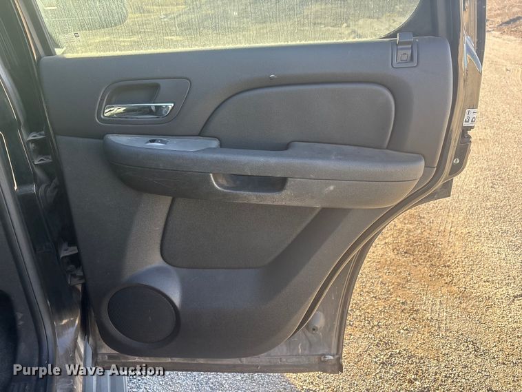 image for item ET1078 2012 Chevrolet Tahoe Police  SUV