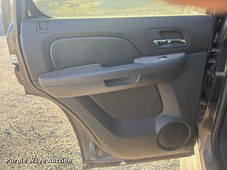 image for item ET1078 2012 Chevrolet Tahoe Police  SUV