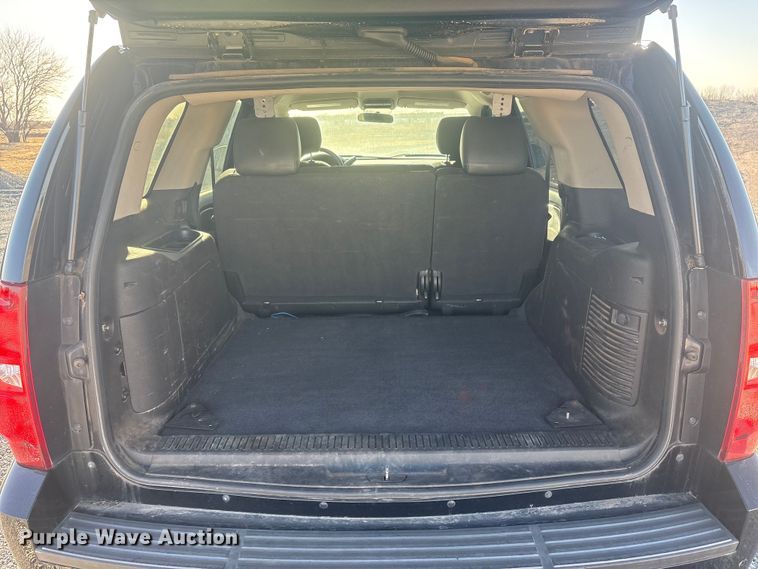 image for item ET1078 2012 Chevrolet Tahoe Police  SUV