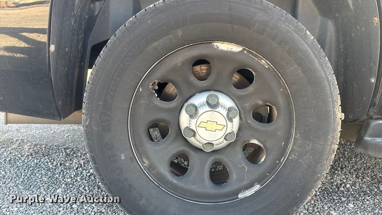 image for item ET1078 2012 Chevrolet Tahoe Police  SUV