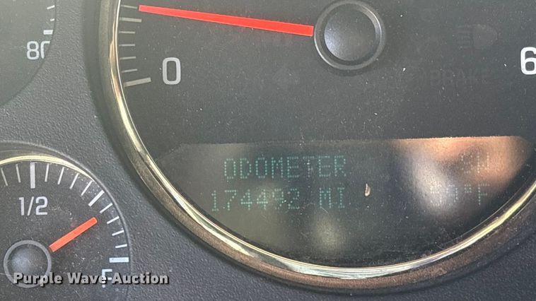 image for item ET1078 2012 Chevrolet Tahoe Police  SUV