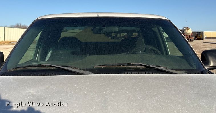 image for item ET1079 2002 Chevrolet Silverado 1500 Ext. Cab pickup truck