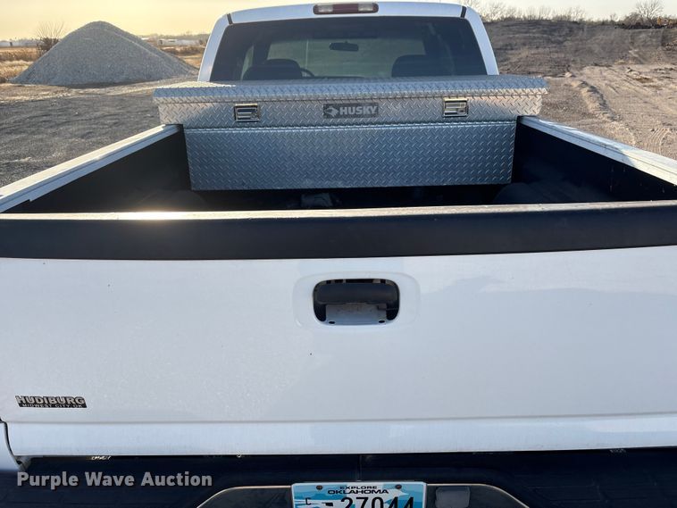 image for item ET1079 2002 Chevrolet Silverado 1500 Ext. Cab pickup truck