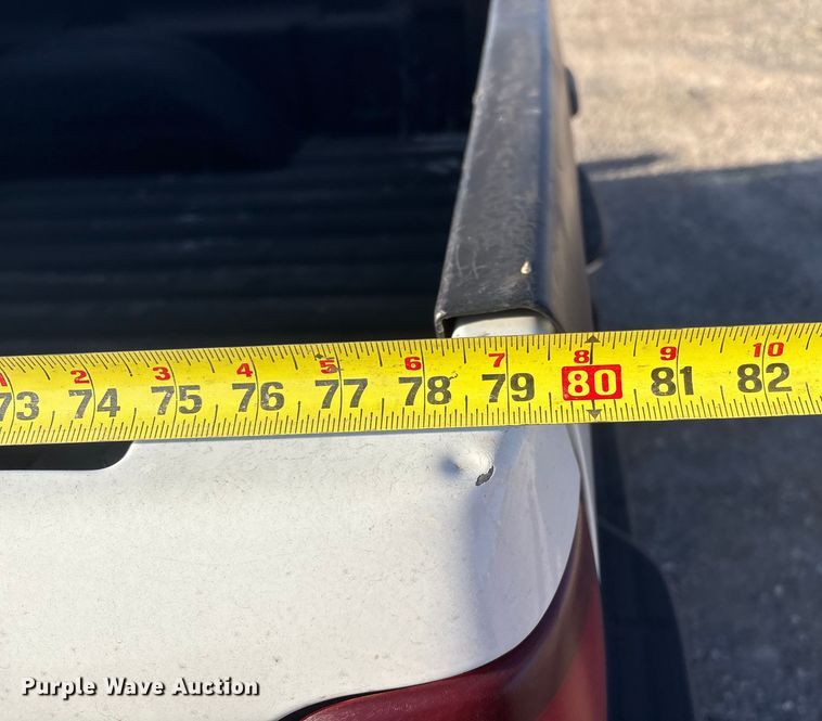 image for item ET1079 2002 Chevrolet Silverado 1500 Ext. Cab pickup truck