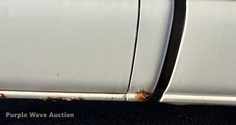 image for item ET1079 2002 Chevrolet Silverado 1500 Ext. Cab pickup truck