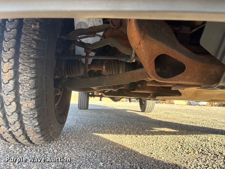 image for item ET1079 2002 Chevrolet Silverado 1500 Ext. Cab pickup truck