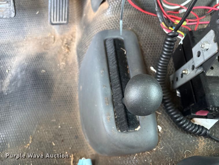 image for item ET1079 2002 Chevrolet Silverado 1500 Ext. Cab pickup truck