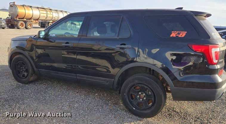 image for item ET1086 2017 Ford Explorer Police Interceptor SUV
