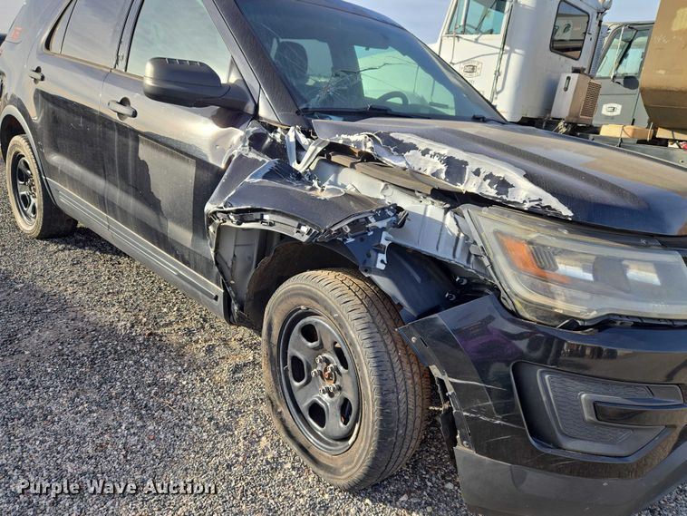 image for item ET1086 2017 Ford Explorer Police Interceptor SUV