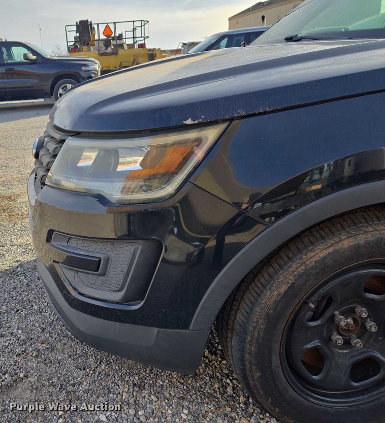 image for item ET1086 2017 Ford Explorer Police Interceptor SUV