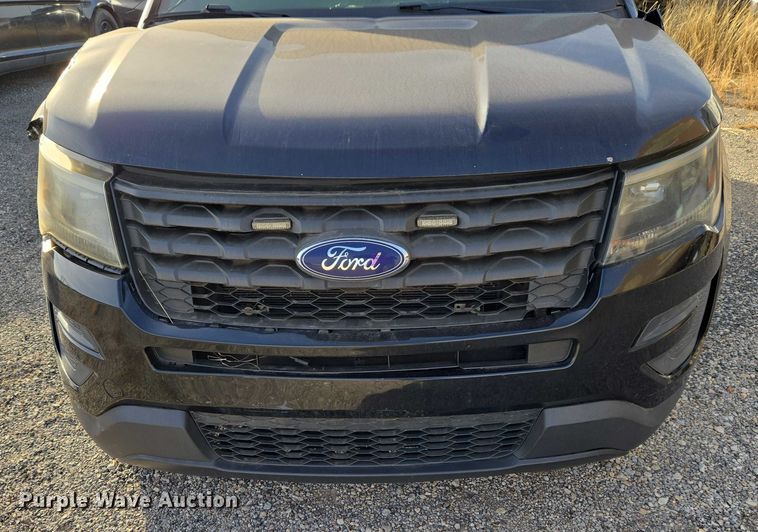 image for item ET1086 2017 Ford Explorer Police Interceptor SUV