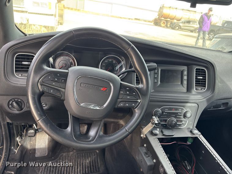 image for item ET1087 2017 Dodge Charger Police 