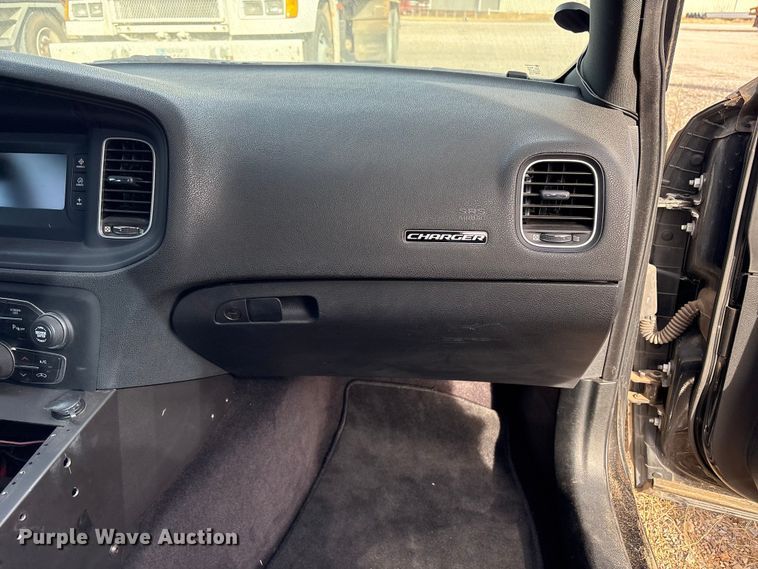 image for item ET1087 2017 Dodge Charger Police 