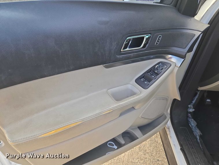 image for item ET1090 2015 Ford Explorer SUV