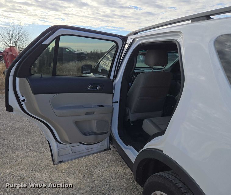 image for item ET1090 2015 Ford Explorer SUV