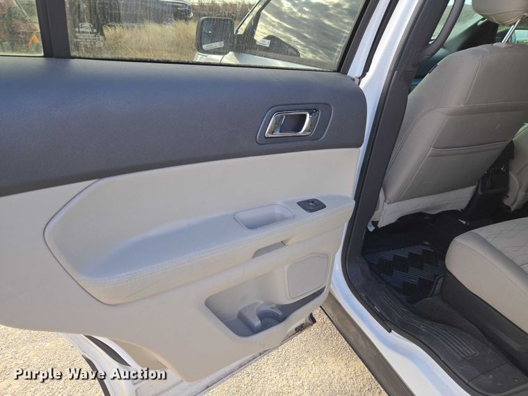 image for item ET1090 2015 Ford Explorer SUV