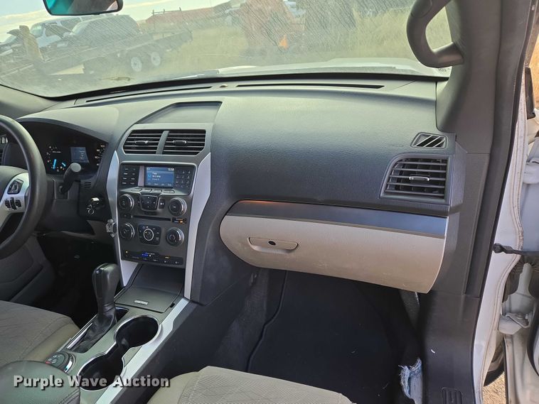 image for item ET1090 2015 Ford Explorer SUV