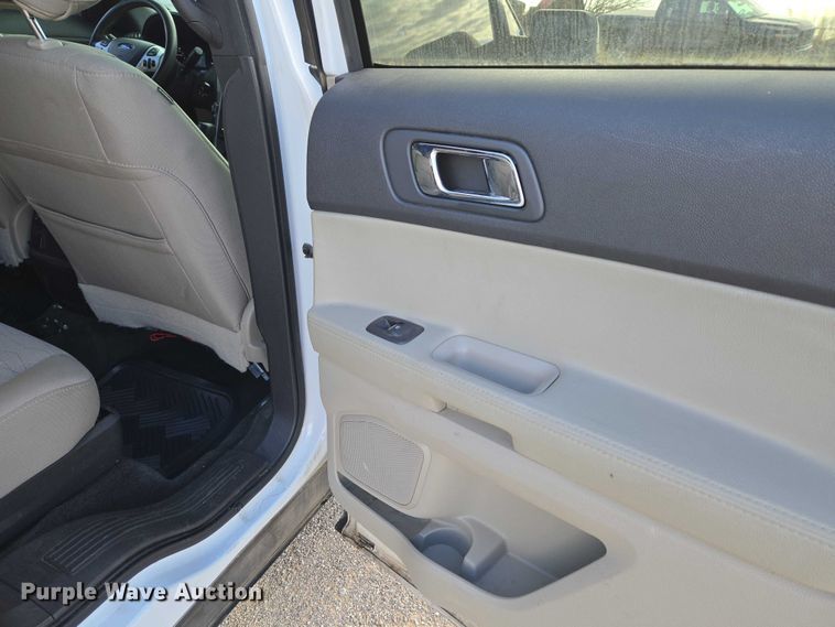 image for item ET1090 2015 Ford Explorer SUV