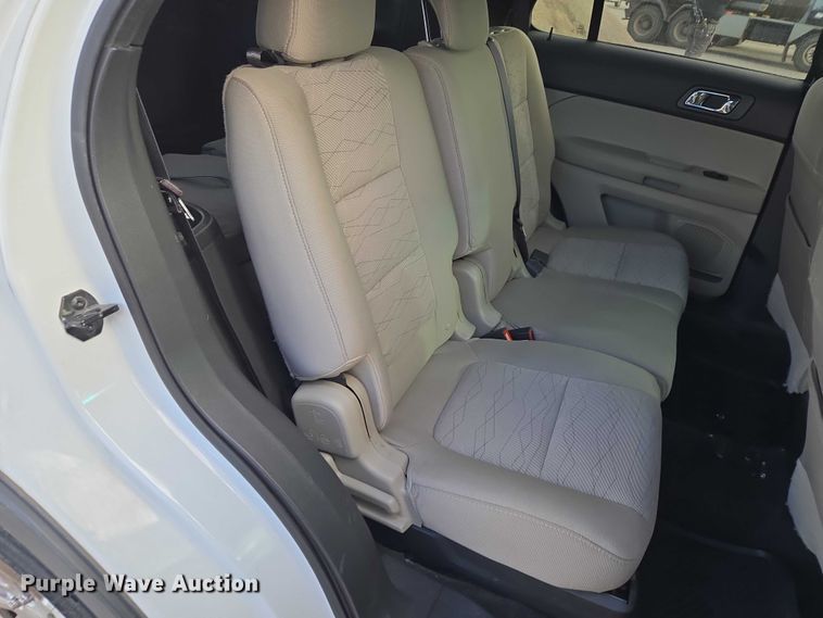 image for item ET1090 2015 Ford Explorer SUV