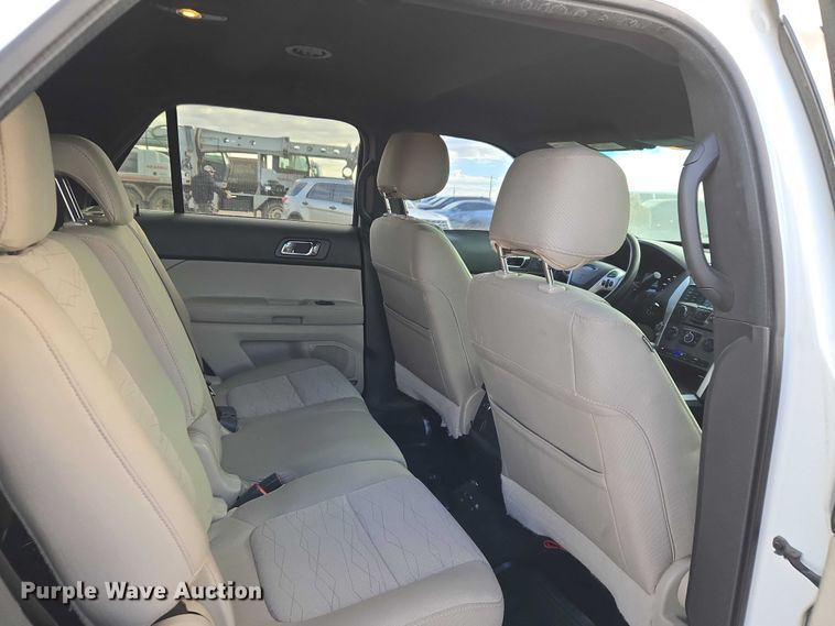 image for item ET1090 2015 Ford Explorer SUV